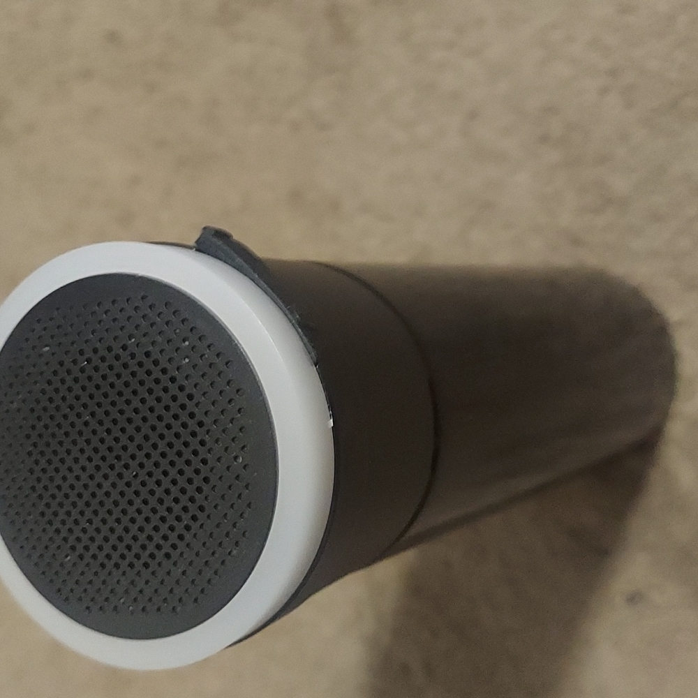 Water bottle speaker